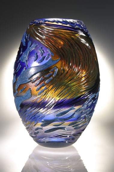 Fish Swirl with Chasing Seals